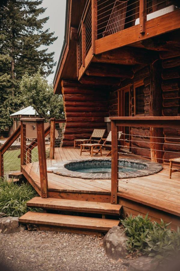 Wilder And Pine Riverside Cabins Stevenson Kültér fotó